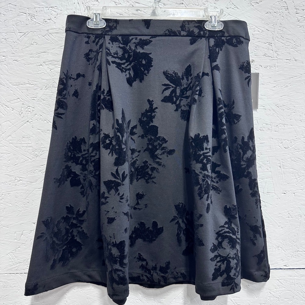89th & Madison 8 Skirt Black Floral Burnout Velvet Flocked A-Line Whimsigoth NWT